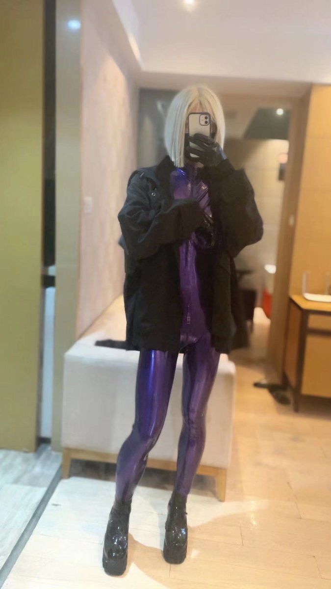 胶,嘿嘿，滑溜溜的，舒服死了#latex