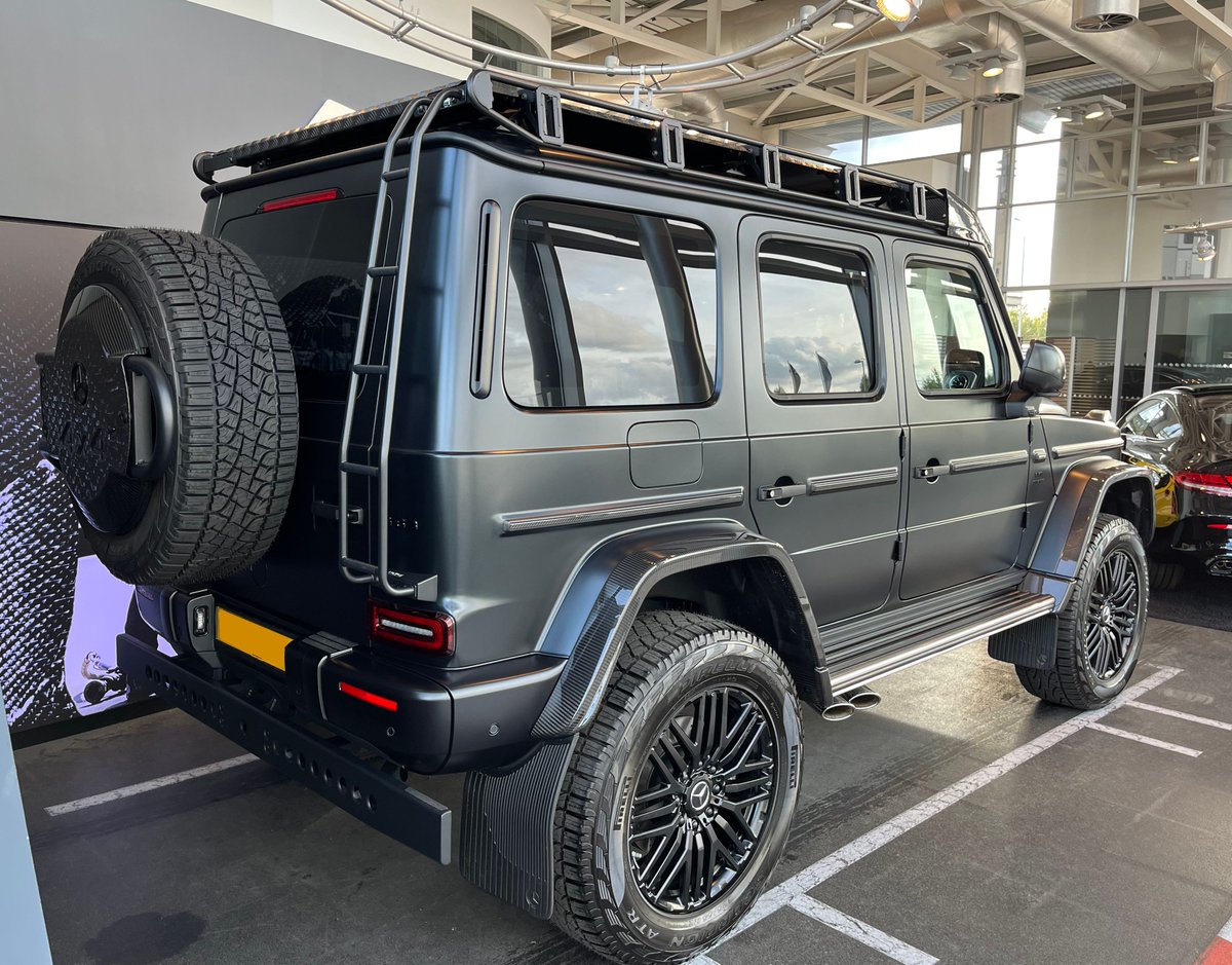 Listers Mercedes-Benz tweet media