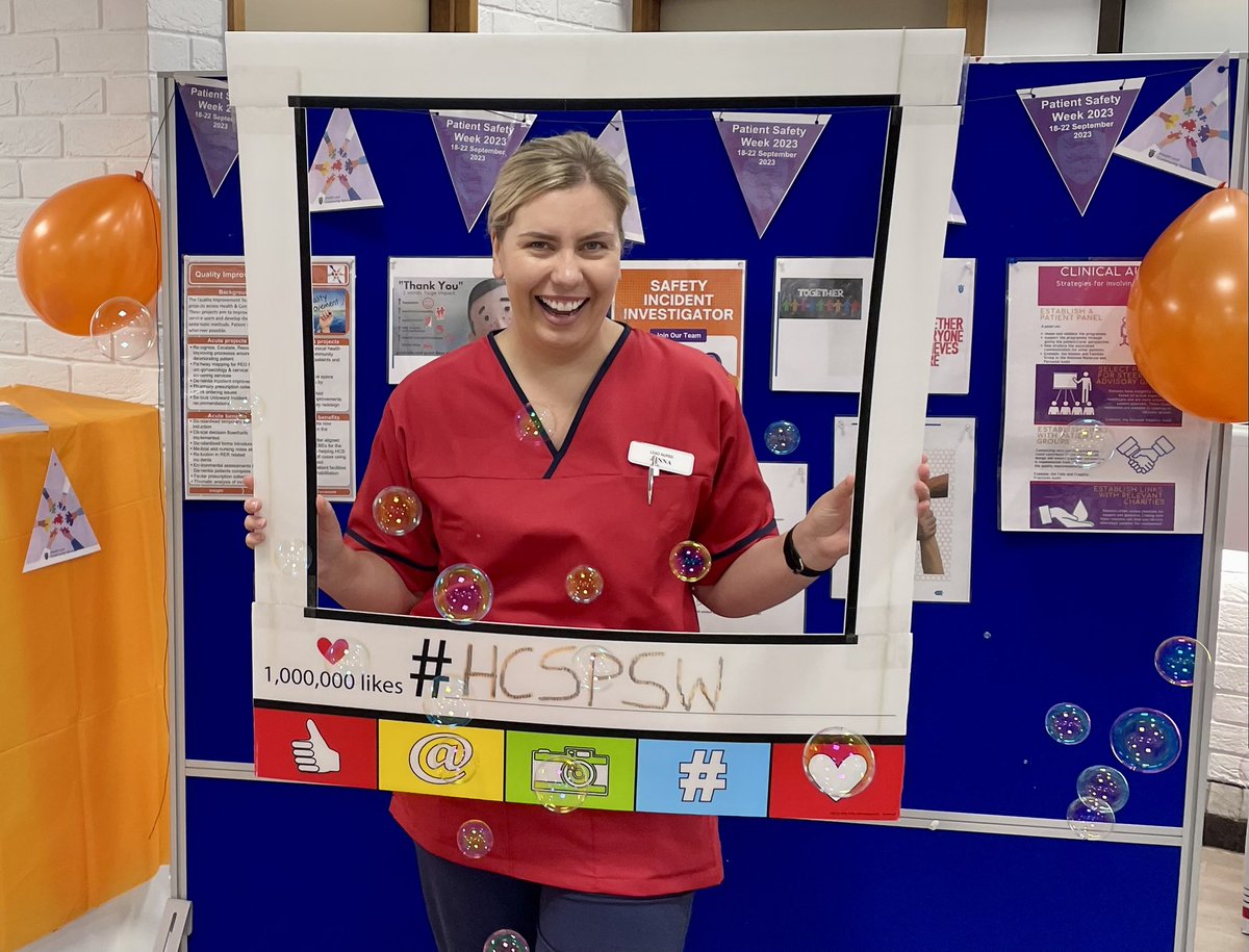Patient safety week stand (parade entrance Jersey Hospital) with Jenna <a href="/JennaMackay4/">Jenna Mackay</a>  #hcspsw <a href="/HCSQuality/">HCS Quality and Safety Team</a> @GovJsyHCS <a href="/GovJersey/">Government of Jersey</a> ❤️ 🏥 😇  ⭐️
