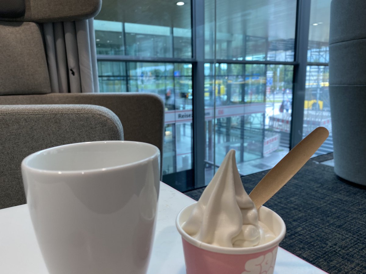 nimmerfroh's tweet photo. Dritter Termin heute. Ich finde, da geht auch schon Eis. #dblounge https://t.co/TlyAMojpMg