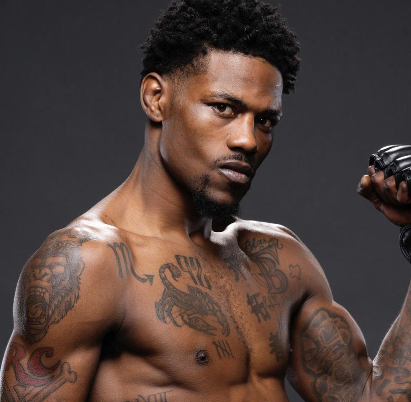 lamelee_mma's tweet photo. 🟠🗞️| Après sa défaite, Kevin Holland veut affronter Neil Magny pour rebondir. 

Il a ajouté "le perdant se rase la tête" 😅 https://t.co/Fs6CGoEgLv