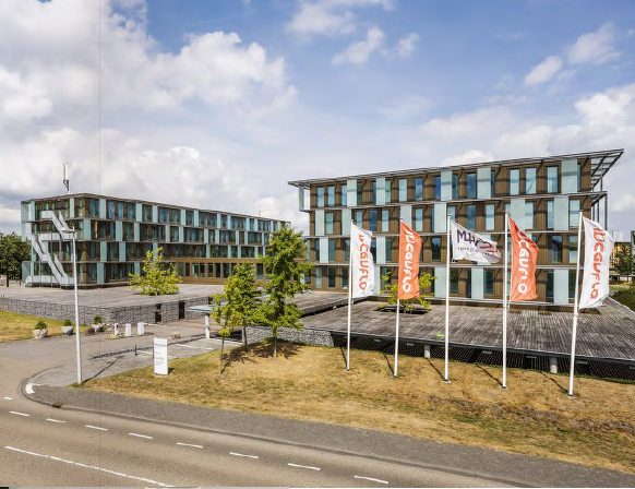 Iroko_eu's tweet photo. Iroko Zen renforce sa présence sur le marché immobilier néerlandais ! 🇳🇱

La SCPI a fait l’acquisition d’un ensemble immobilier composé d'un immeuble de bureaux et d'un hôtel. 🏡

Investir en SCPI comporte des risques. Renseignez-vous avant d'investir.

#immobilier #SCPI https://t.co/BBsOwWFf4X