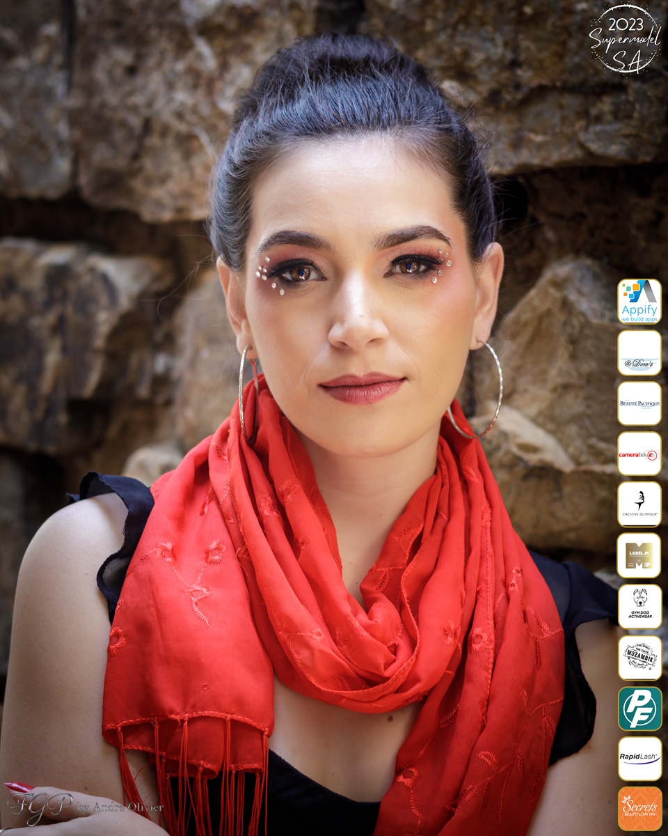 SupermodelSA's tweet photo. Supermodel SA 2023 - Flashback! Supermodel SA 2023 - Theme 2: Fierce and Feminine
Contestant: Susan Pereira
📸: André Olivier - FGP by André Olivier
💄: Kimberly Khalema - Kae Beauty

#beaute_pacifiqueafrica #southafrica #modelshoot #fashiondesignerslife #supermodelsa https://t.co/x0A2NAhwBb