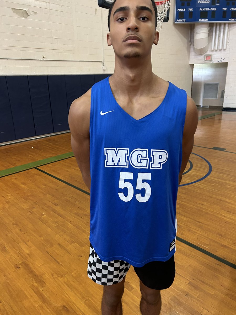@IAmAaronDJones1 <a href="/PantlitzAndre/">Andre Pantlitz</a> is a 6’9 super athletic forward and is a machine down low, His footwork and soft touch are very nice. He also threw down a mean body that got him going on the day!