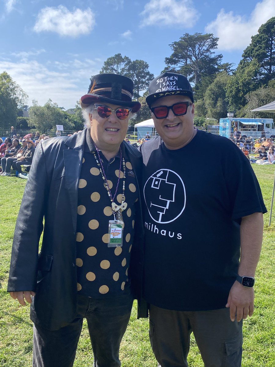 pacoromane's tweet image. Me and Jello Biafra #californiauberalles #deadkennedys