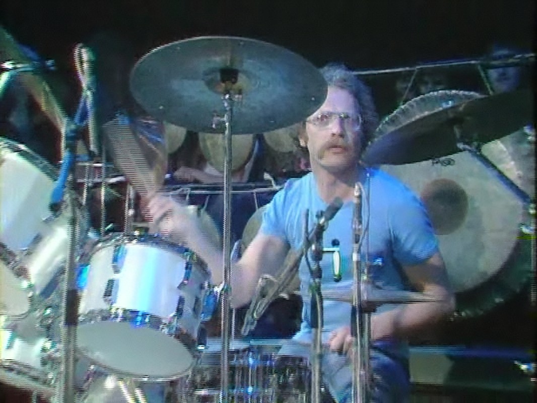 diskunionksw's tweet image. ソフトマシーンやニュークリアスで活動していたジョン・マーシャルが。。MPSでの活動も素晴らしい演奏が多く、彼のクレジットが入っている作品はほぼ、間違いないです。R.I.P.
#johnmarshall #softmachine #Nucleus #mpsrecords