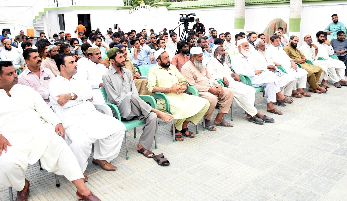KamalMQM's tweet photo. سہراب گوٹھ کراچی سے تعلق رکھنے والے پختون عمائدین کی بڑی تعداد نے MQMP کے مرکزی الیکشن آفس پاکستان ہاؤس آکر شمولیت کی۔ اس موقع پر ایم کیو ایم پاکستان کے سینئیر ڈپٹی کنوینر سید مصطفیٰ کمال نے پختون عماٸدین کو شمولیت پر مبارکباد دی اور خطاب کیا۔
اس موقع پر #NA236 سے MQMP کے حق پرست نامزد امیدوار اقبال محسود اور اراکین رابطہ کمیٹی بھی موجود تھے۔
#Karachi #Pukhtun #Pushtun #SohrabGoth #Sindh #Pakistan