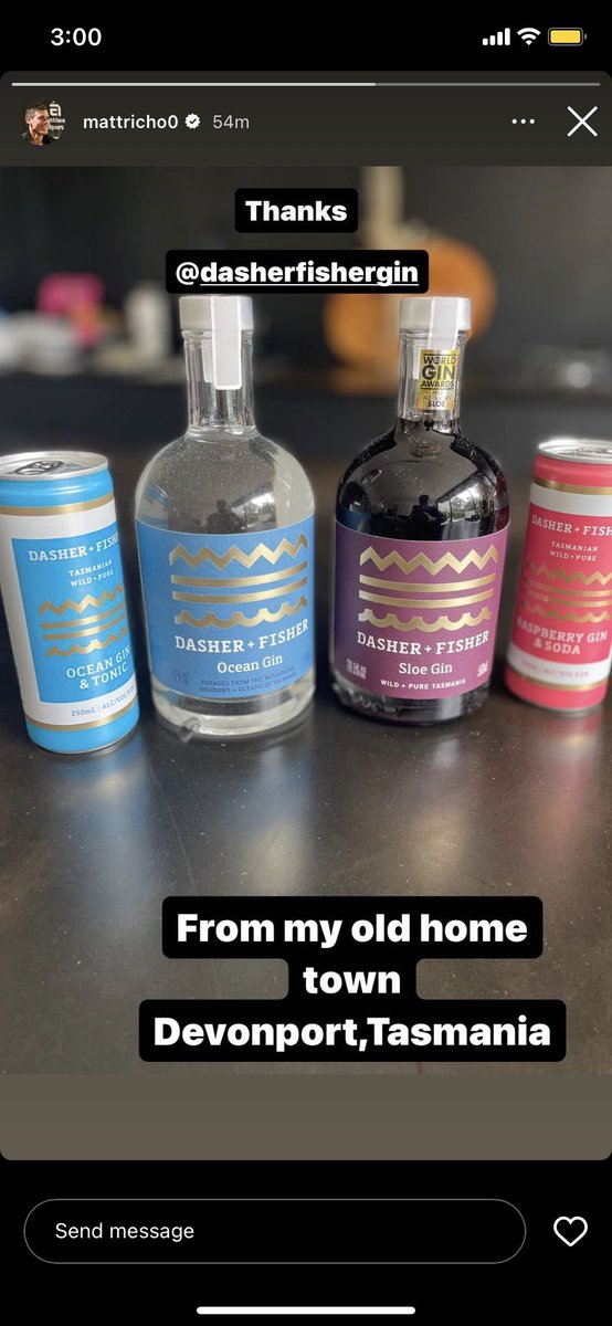Footy_Goalposts's tweet photo. Sensational #GoalpostsInObjects from @mattricho0 on Insta this arvo! #gin #DasherFisherGin 🍸 https://t.co/lrtXSpcRkd