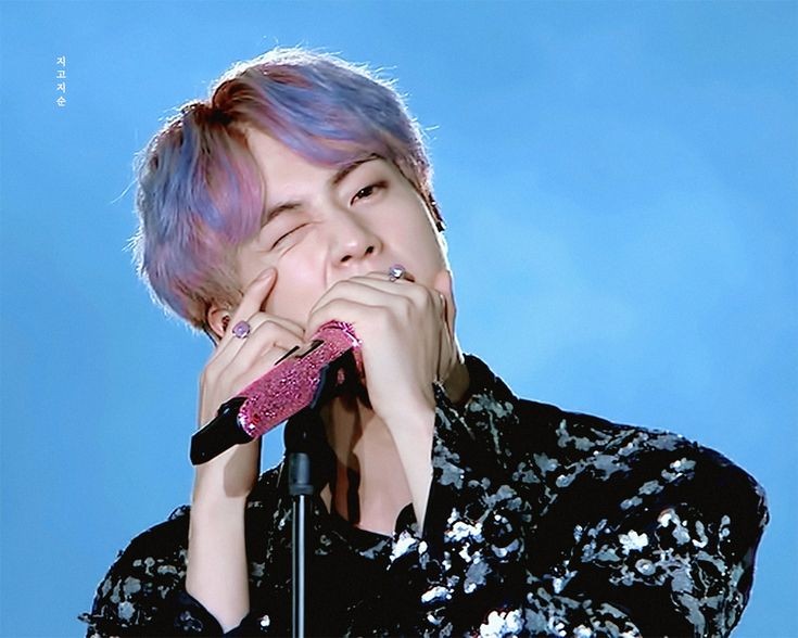 Lulabelly_Li's tweet photo. #SundayThoughts
I usually use Sundays as #detoxication time, I allow myself to do or not to do as I please. This is new to me but I'm getting it, I live in the present and I'm present. The best way to end up my day is watching my fav #Jin vids on YouTube.
#selflove #selfcare https://t.co/BSHIvaM2fS