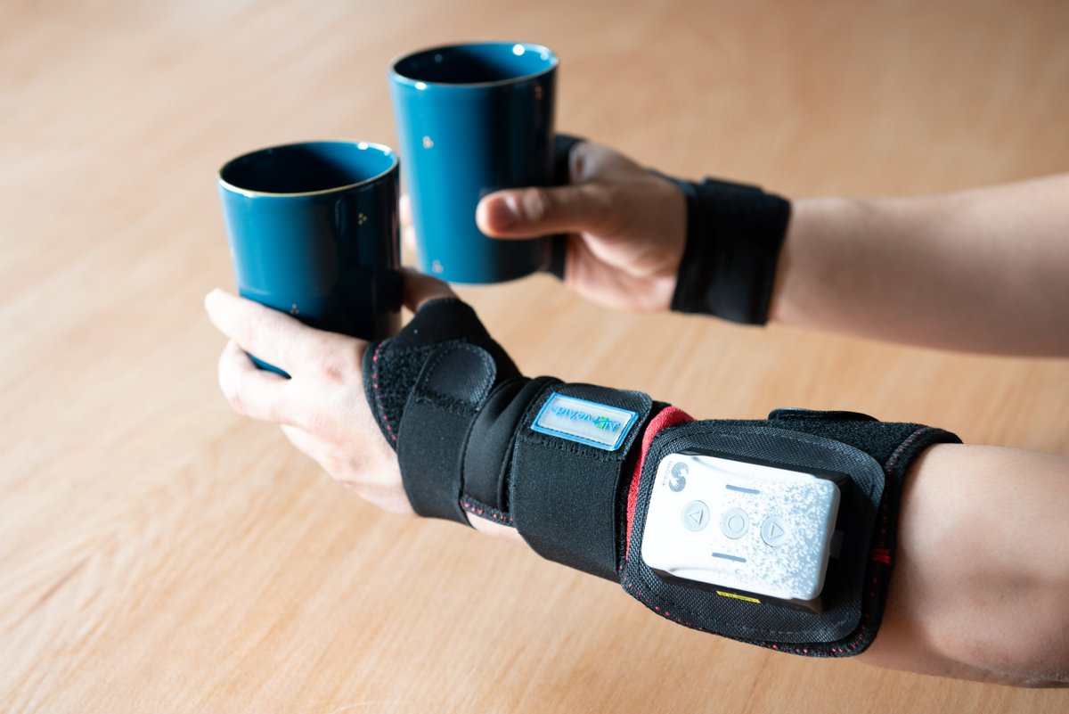 NerveAide's tweet photo. NeGrasp #Hand #rehabilitation system for restoration of hand function and mirror therapy of hand. #stroke #strokerecovery #wristdrop https://t.co/dEx5DLfdl3