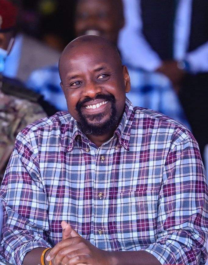 Good morning from our next President Gen <a href="/mkainerugaba/">Muhoozi Kainerugaba</a>