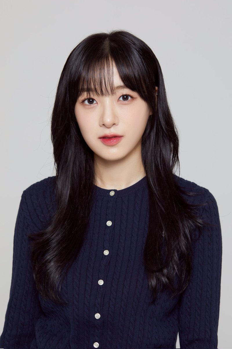 220ent_official's tweet photo. 🌼 JINSOL Profile

#JINSOL #진솔
#Profile https://t.co/XKmD3wI18l