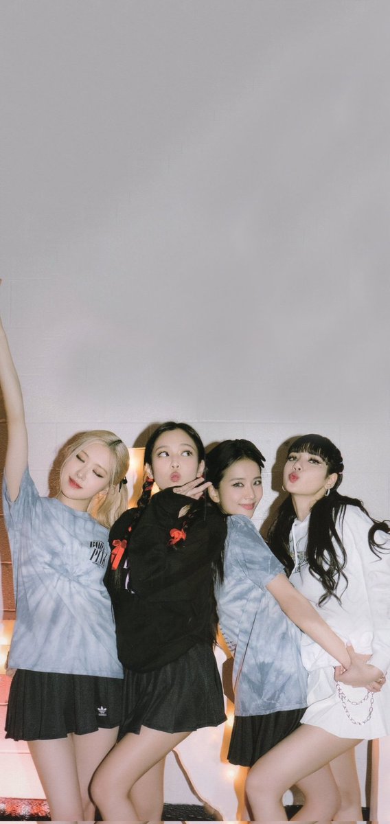 ImBlink04's tweet photo. I'm so proud of this girls 😍
Blackpink wallpapers 🖤🩷
#jisoo #jennie #rosé #lisa #blackpink #BORNPINK
✨EXTENDED WALLPAPERS VER ✨ https://t.co/E16Q7eCDVA