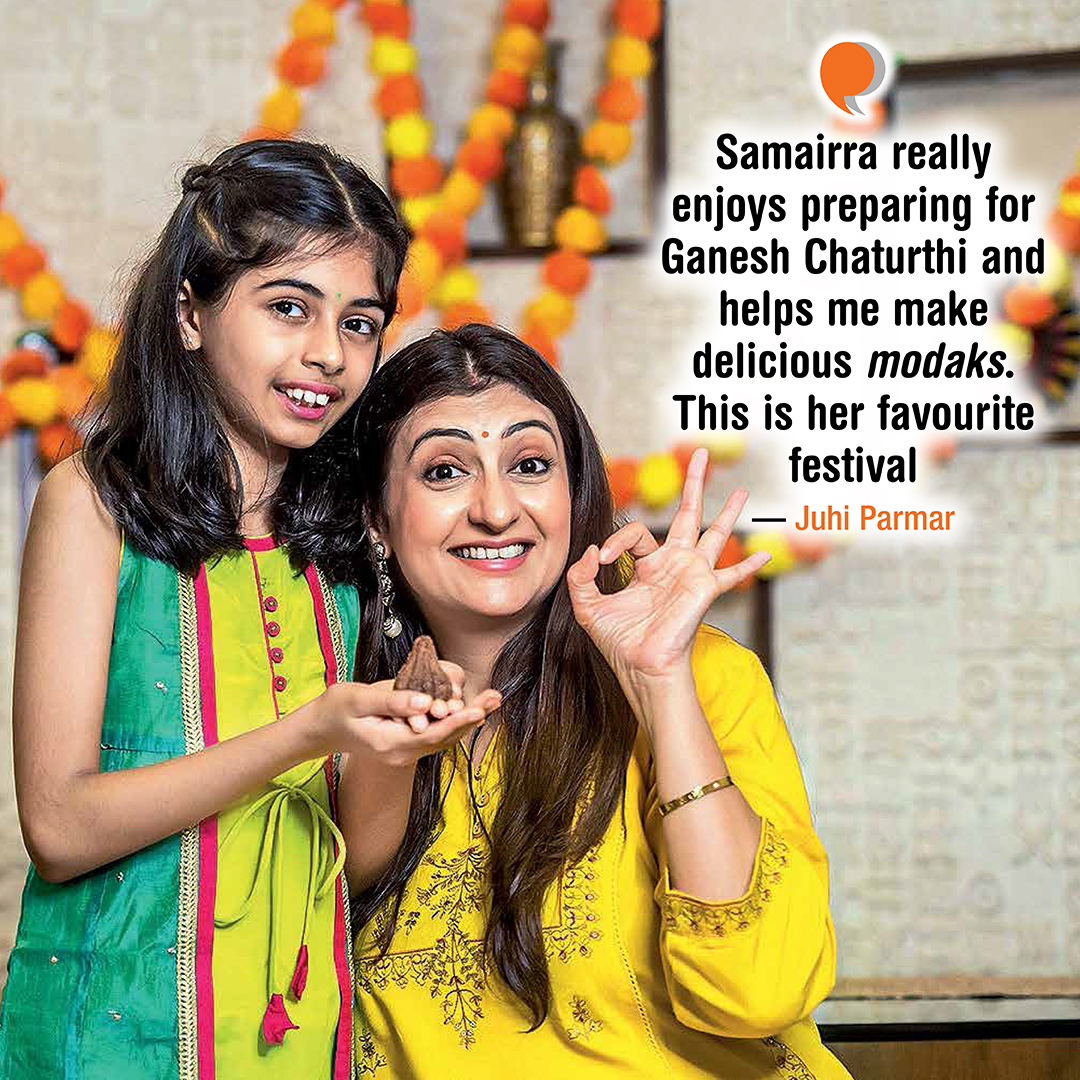 'Samairra loves chocolate modaks while I prefer mawa modaks'

Television actress #JuhiParmar with her daughter #Samairra are prepping for #GanpatiBappa's arrival

Read: shorturl.at/nrsEN