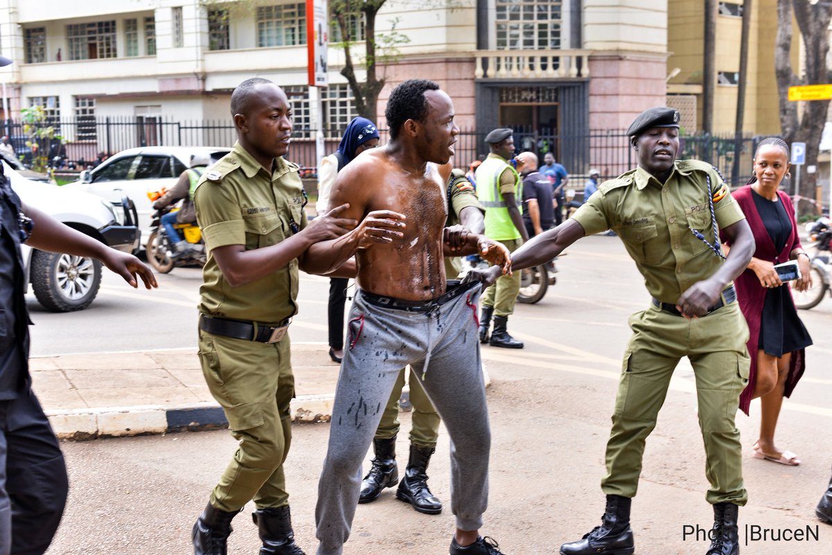 Today,our students who protested against the deadly EACOP project on Friday,later remanded to Luzira prison, will appear at Buganda Royal Magistrates Court today for a hearing. We call @TotalEnergies to stop funding our arrests. @HillaryTaylorVI #STOPEACOP #EndFossilFuels