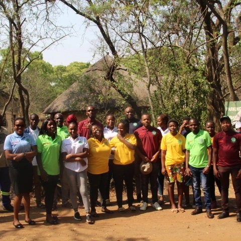 Young Achievers tweet media