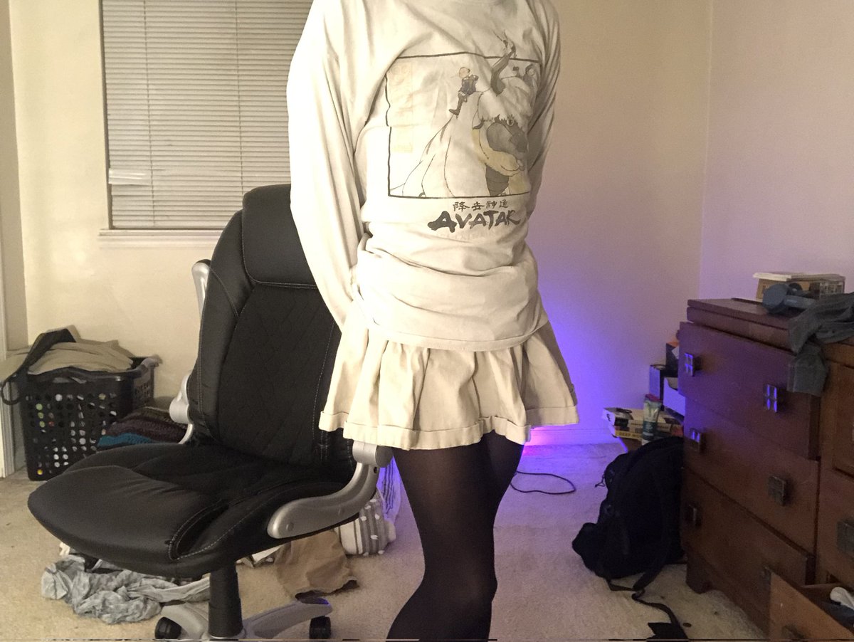fl0pr_ttv's tweet photo. Manliest computer science major
#femboy #femboys #femboyuwu #meninskirts #compscimajor https://t.co/4SIrHK2hfe