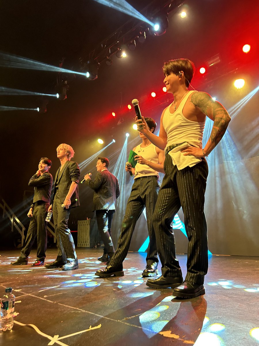 STARPROMX's tweet photo. Fotos de VAV en México 🇲🇽 15 Sept 2023 🫰 #STARPROmx https://t.co/AY0NO0V5CE