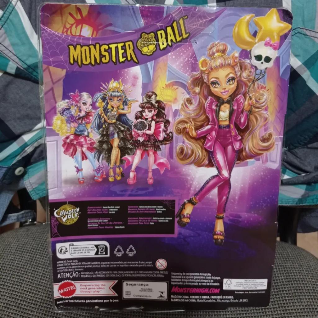 BestGhouls2022's tweet photo. My new Clawdeen Wolf Monster Ball ☠️💜 #MonsterHigh #ClawdeenWolf https://t.co/oMpEOrfmXz