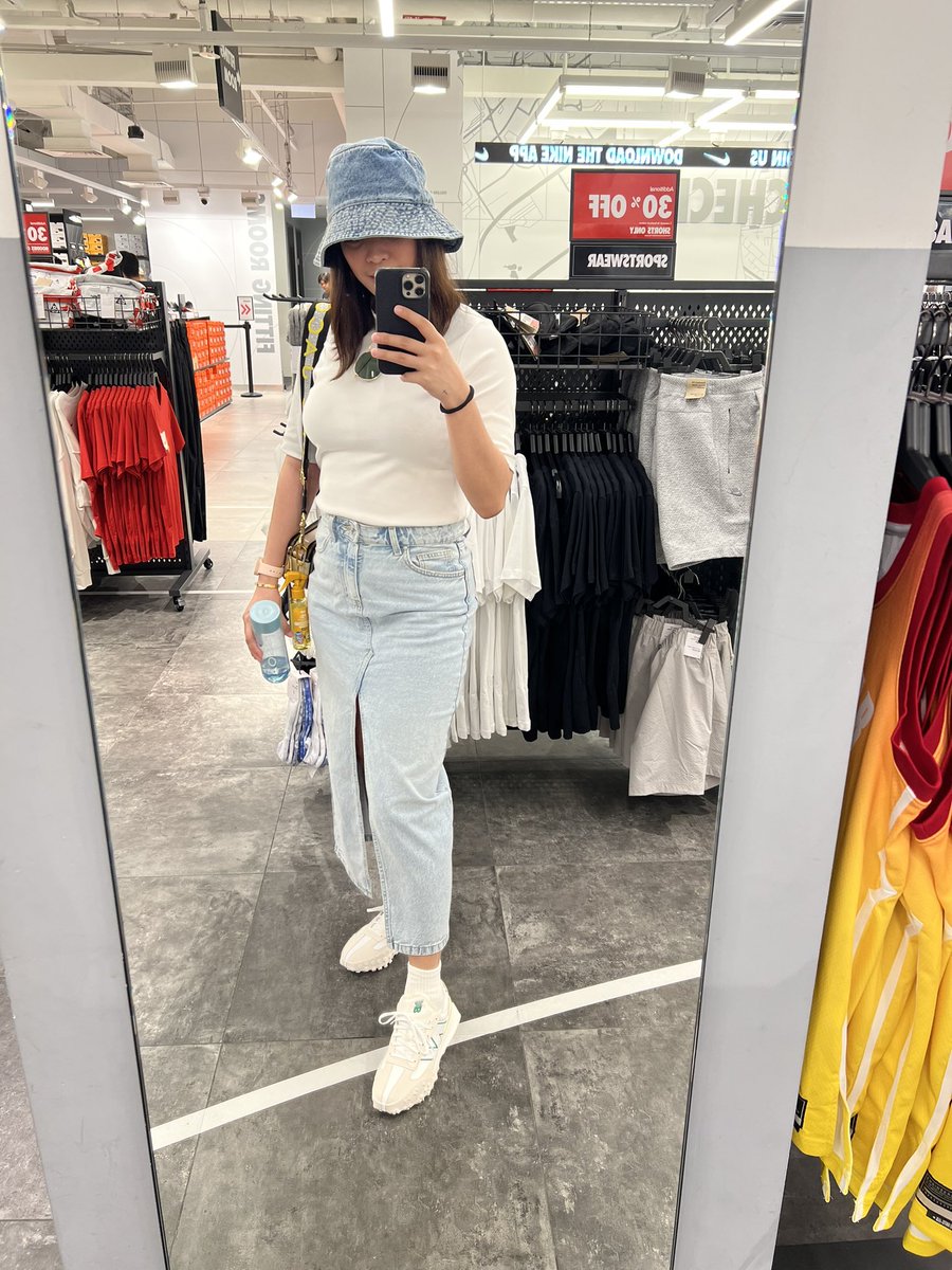 xbossbabe's tweet photo. A September to remember 🫧🩶🇸🇬 https://t.co/vH3VEYsRzw