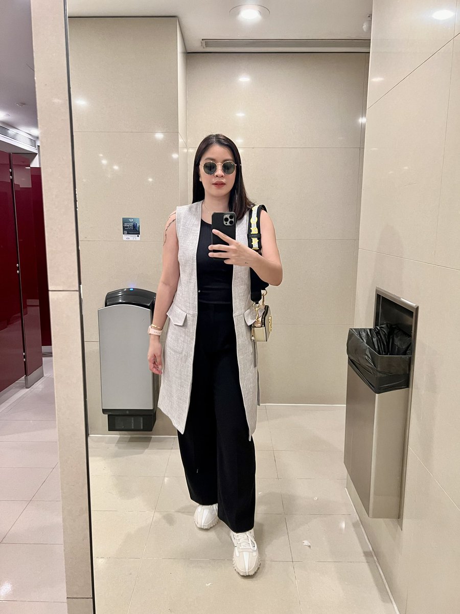 xbossbabe's tweet photo. A September to remember 🫧🩶🇸🇬 https://t.co/vH3VEYsRzw