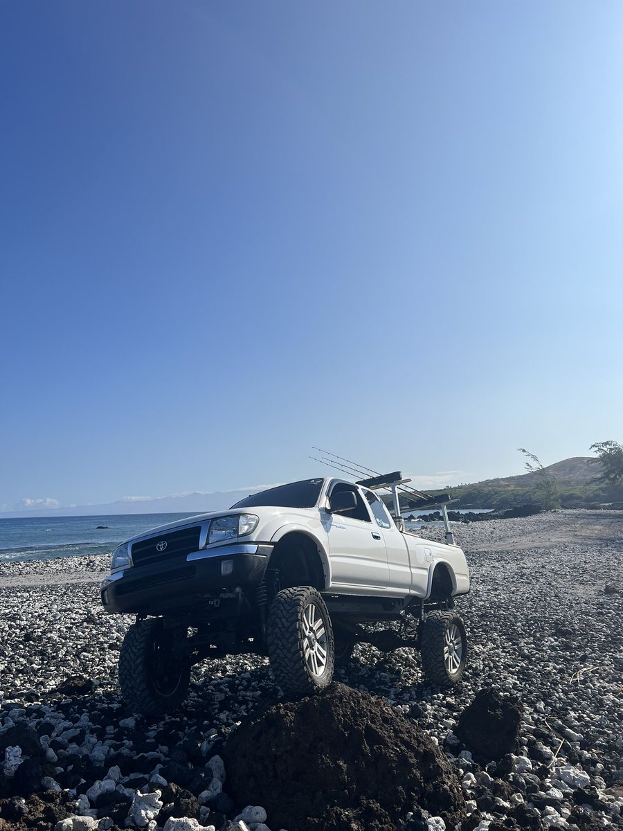 kypp_m's tweet photo. Getting back in the truck after this picture was fucken mayjah🤣 https://t.co/YwkIlHK9pm