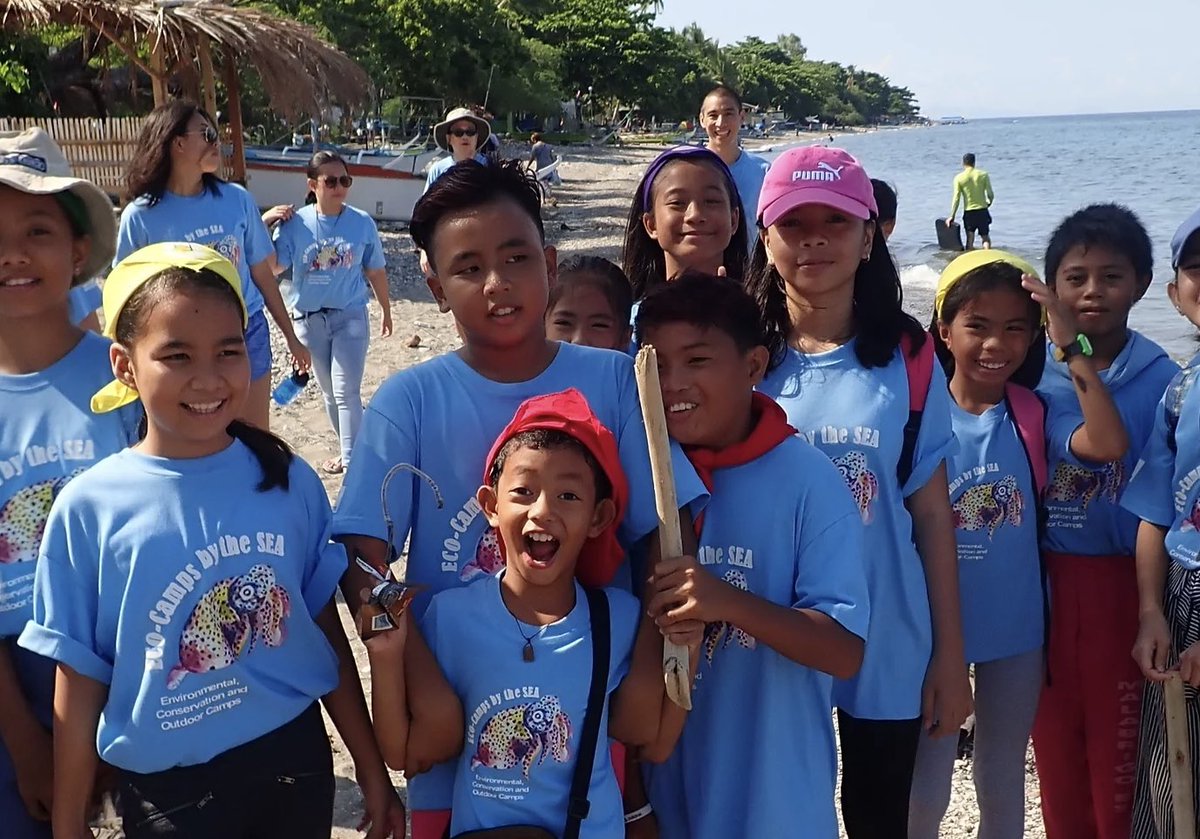 At our Ecocamps, we're on a mission to make learning about the amazing Verde Island Passage (VIP) a blast for grade schoolers+beyond. Under our Sea Institute, we organize multi-day workshops to share the wonders of marine science+ecology w/coastal communities across the VIP 🌊💙