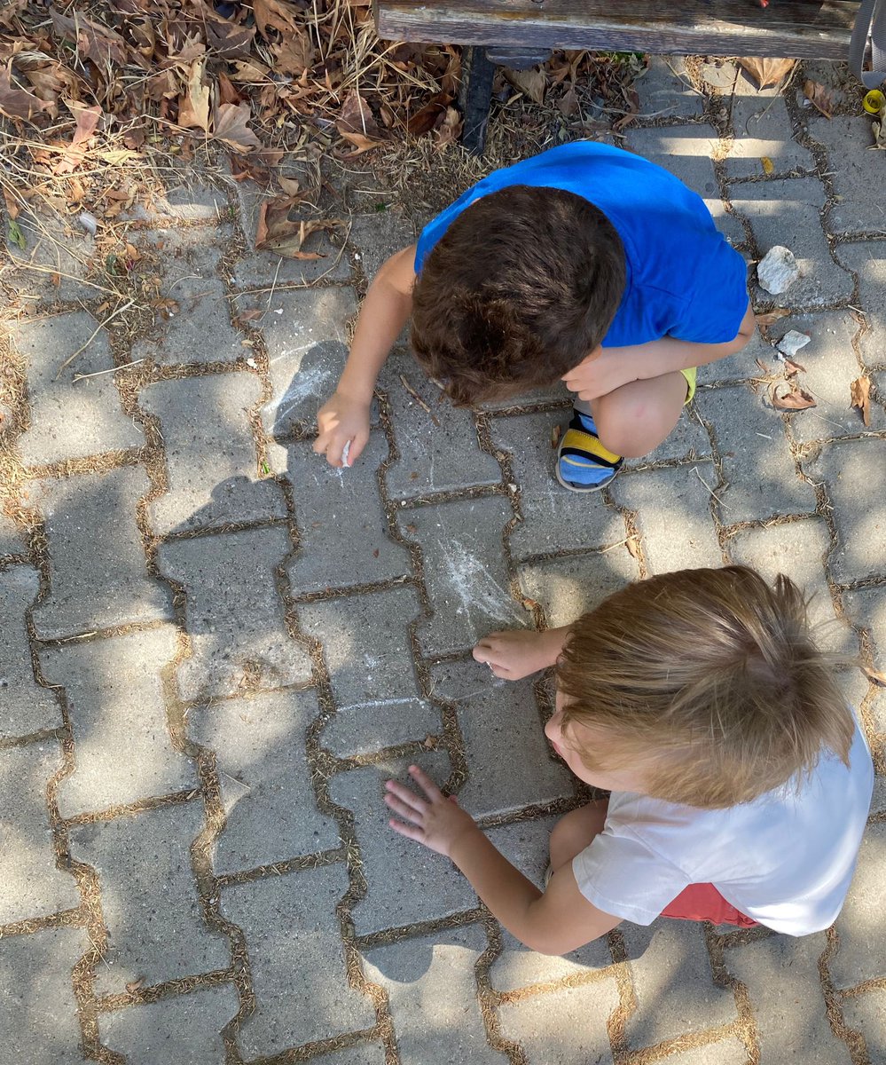 Okulöncesi öğrencilerimizle sezonu açtık🎊🥳

1. Öğrencilerimizle bahçede keşfe çıktık, doğal gözlemlerde bulunduk. 

2.  Çizgi çalışması etkinliği

3. En sevdiğimiz; doğal ortam, doğal öğrenme 

<a href="/KarakopruM/">Karaköprü MEM</a> 
<a href="/sanliurfammem63/">Şanlıurfa İl Milli Eğitim Müdürlüğü</a> 
<a href="/UrfaValiligi/">T.C. ŞANLIURFA VALİLİĞİ</a>