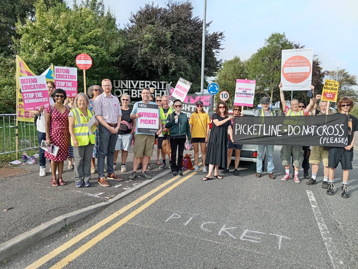 We're starting our 12th week of indefinite strike action. We'll be out until every compulsory redundancy is rescinded! Please help our members in hardship by donating to our new @JustGiving page: justgiving.com/crowdfunding/b… #SaveBrightonUni #BrightonUniStrike #BoycottBrightonUni