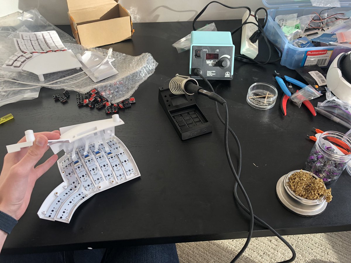 Tristan Hume tweet media