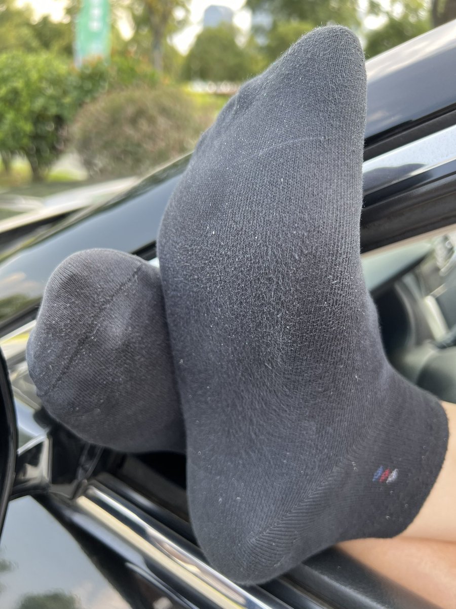 偷拍过程中突然醒来发现有人举着手机是一种什么体验🥶