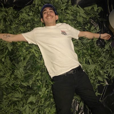 bryants2h's tweet photo. #NewProfilePic https://t.co/JckaznDuzr