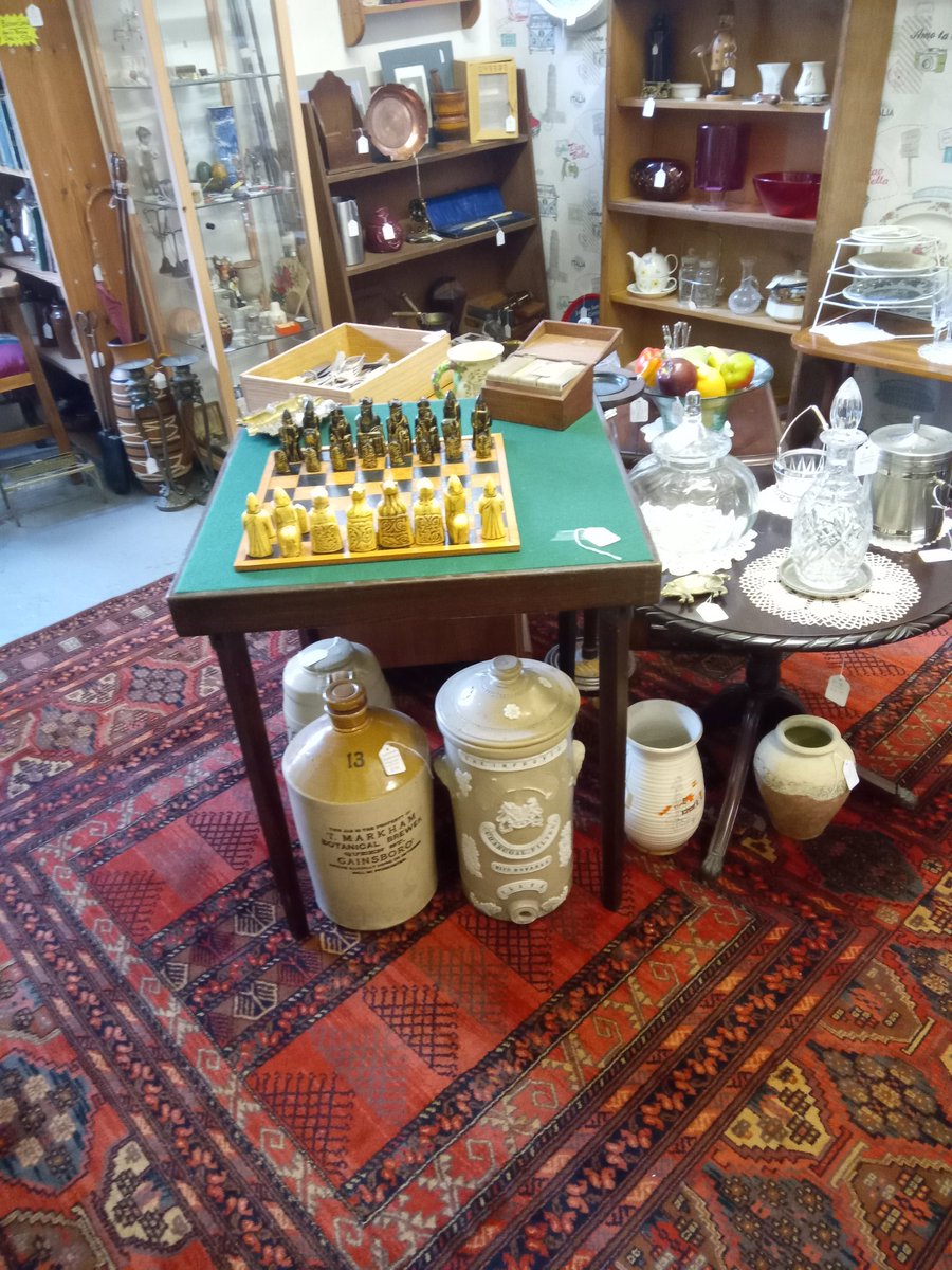 #oldcoachhouseantiques #louth open 10.00-4.30 every day except Sunday. Postcode is LN11 9HW. Free parking at the top of the street
