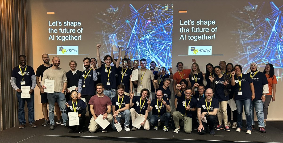 #MAKEathon2023 we did it again! Innovative AI solutions tackling company challenges and following the tech and research state of the art in #ArtificialIntelligence 
makeathonfhnw.ch <a href="/FHNWbusiness/">FHNW School of Business</a>