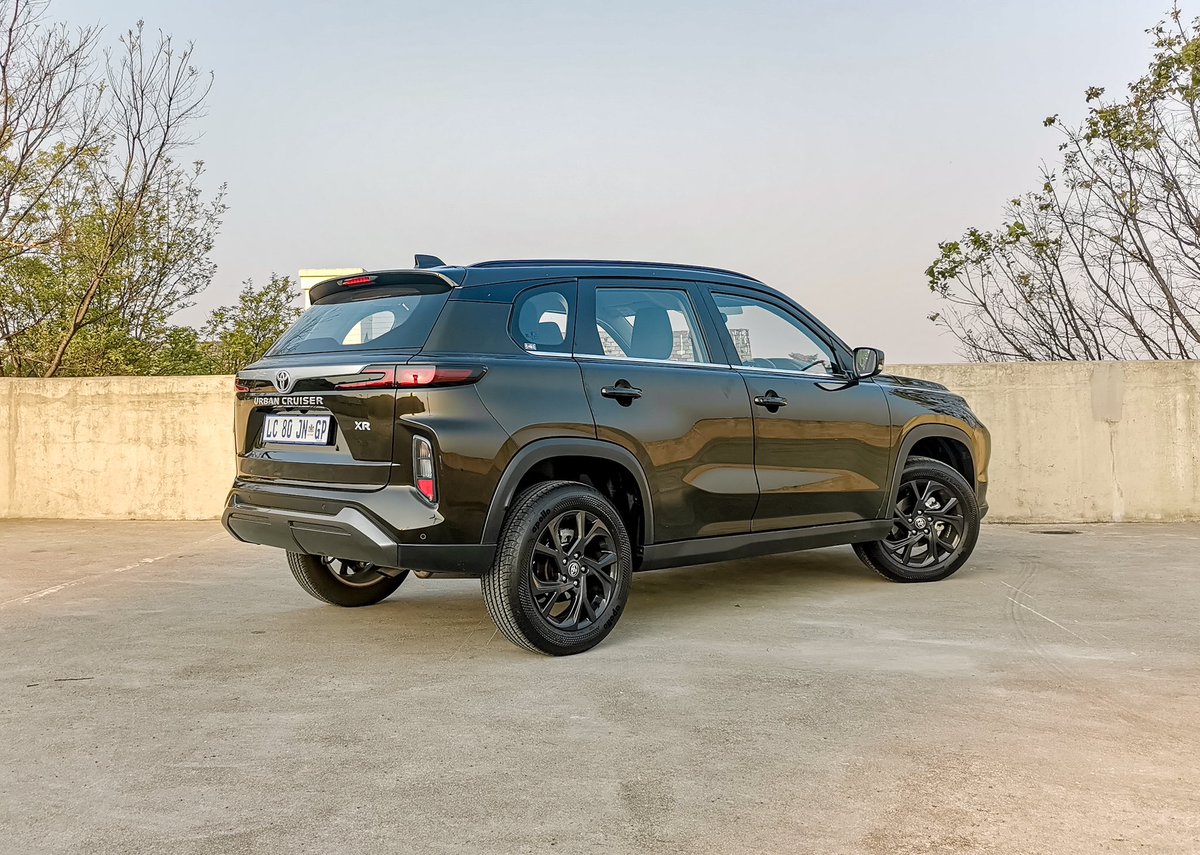 khuleonwheels's tweet photo. Our time spent with the new Urban Cruiser XR has cemented our initial thoughts of this being good value for money. The engine is adequately powered and returns good fuel economy as we had a consistent 6.4l/100kms. Tech, comfort, utilityโฆ
#Toyota #UrbanCruiser #GoFindYourFun https://t.co/YG59DGDFqY