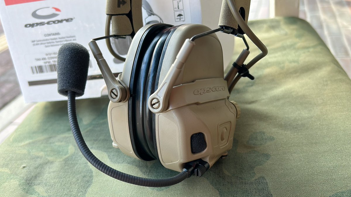 Ranger12261119's tweet image. オプスコアの最新のイヤマフ型コミュニケーションシステムです。
やっぱり純正ヘッドセット凄い‼️
#オプスコア
#AMP
#opscore