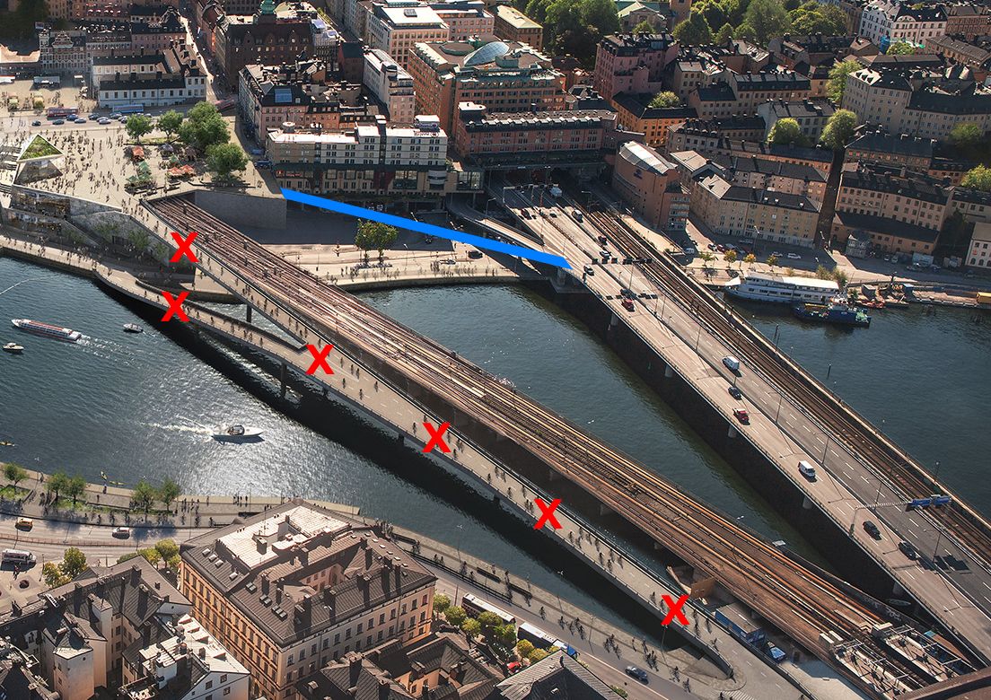CARSverige's tweet image. Så länge ingen föreslår att ta körfält från Centralbron är vi nöjda.
