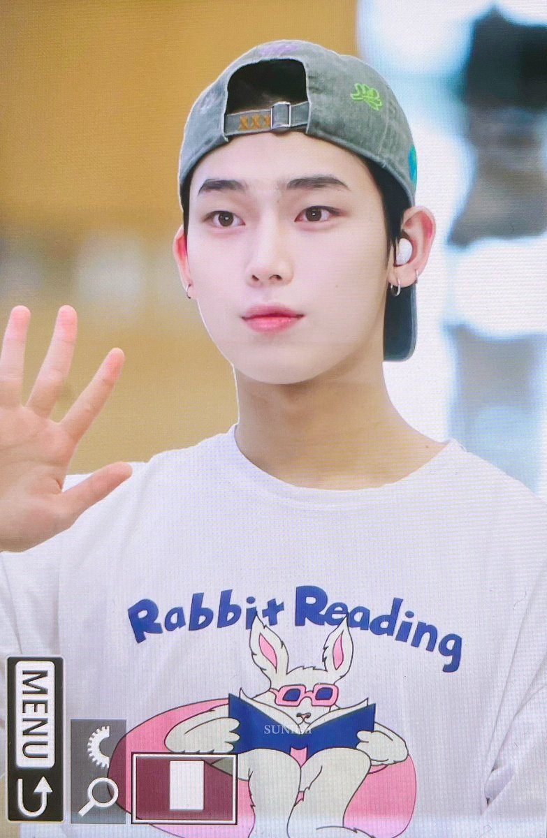 ๐๐๐๐ฅ๐ข๐ฌ๐ก tweet media