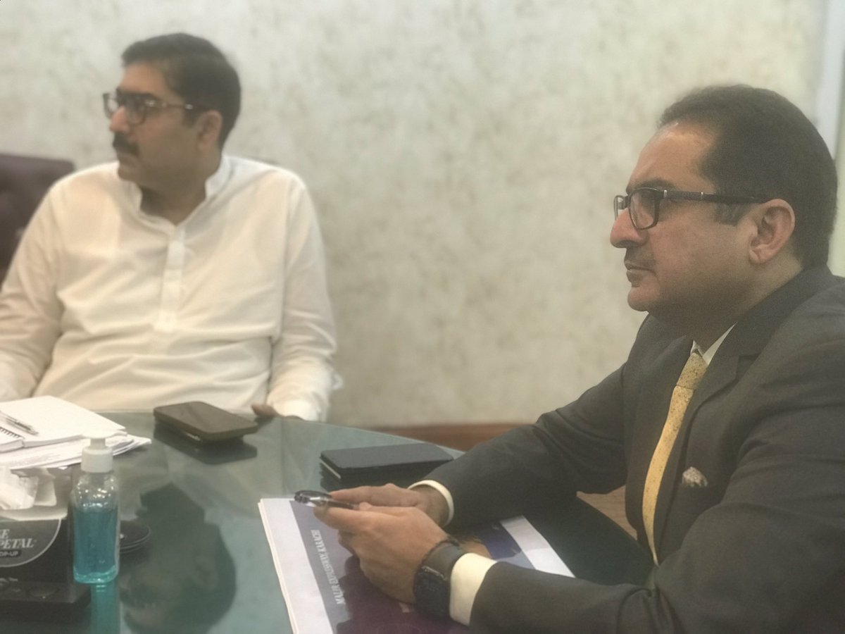 SindLg's tweet photo. Additional Chief Secretary LG HTP Sindh Manzoor Ali Shaikh chairing the meeting on Malir Express Way Project. #ACSLGSindh https://t.co/Rsd7hSQw71