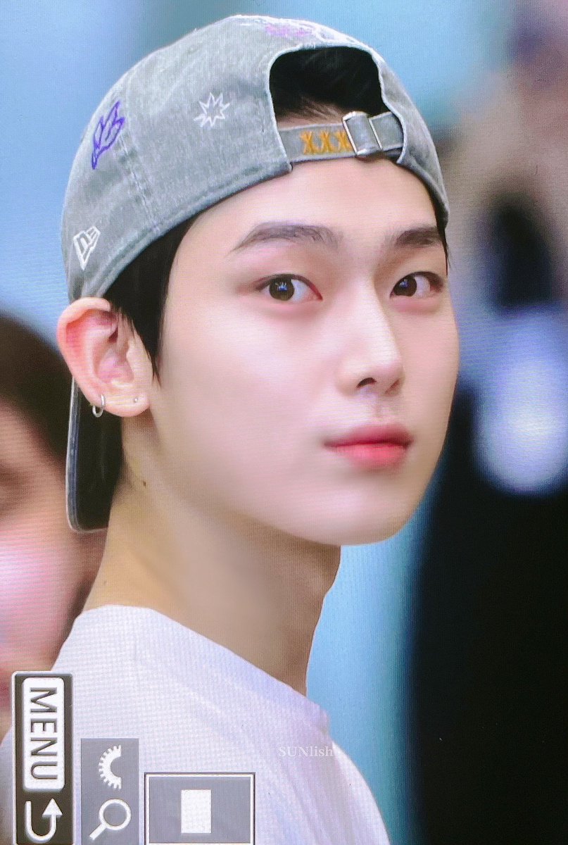 ๐๐๐๐ฅ๐ข๐ฌ๐ก tweet media