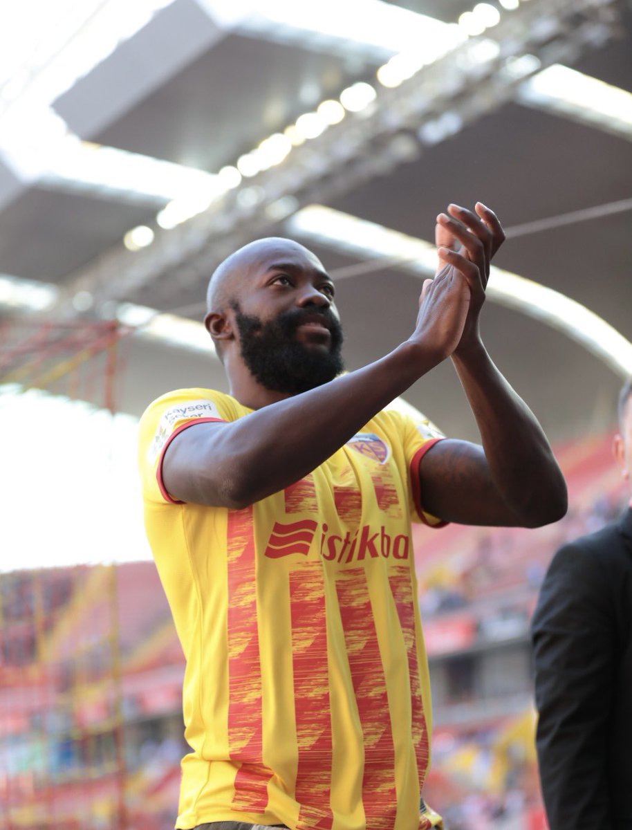 Bahoken Stephane tweet media