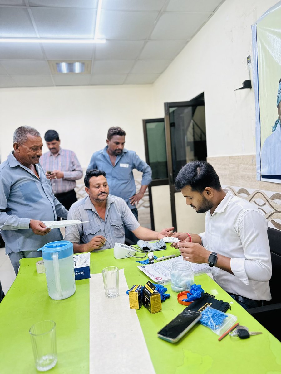 jitendergarwan's tweet photo. "🚚 Celebrating #DriversDay at Indian Oil Tikrikalan Terminal! 🍰👓 A day filled with cake, eye &amp; health checkups, and special gifts for our hardworking drivers. 🎉👁️🏥 Thank you for keeping our wheels turning! 🙌 #Truckers #IndianOil" @IndianOilcl https://t.co/PlTdVZ9cH1