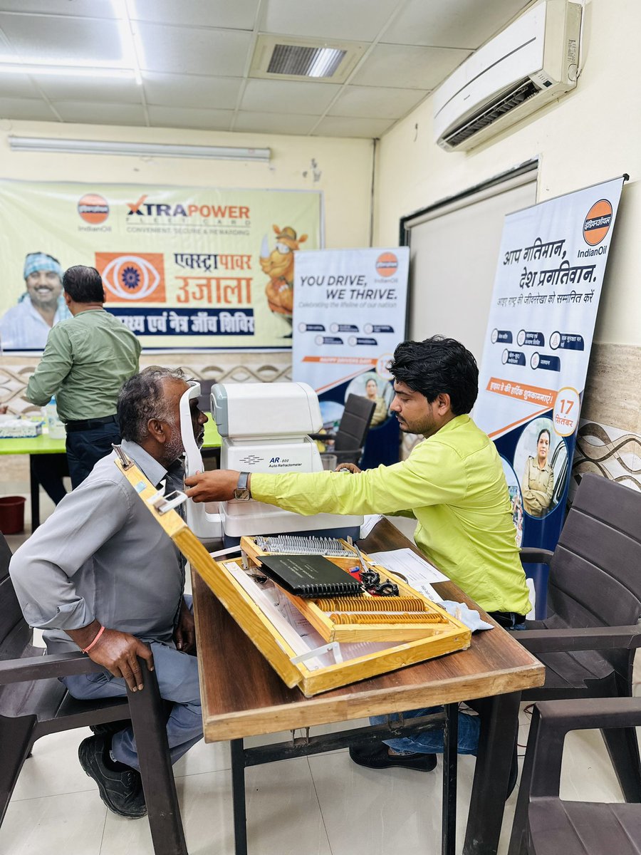 jitendergarwan's tweet photo. "🚚 Celebrating #DriversDay at Indian Oil Tikrikalan Terminal! 🍰👓 A day filled with cake, eye &amp; health checkups, and special gifts for our hardworking drivers. 🎉👁️🏥 Thank you for keeping our wheels turning! 🙌 #Truckers #IndianOil" @IndianOilcl https://t.co/PlTdVZ9cH1