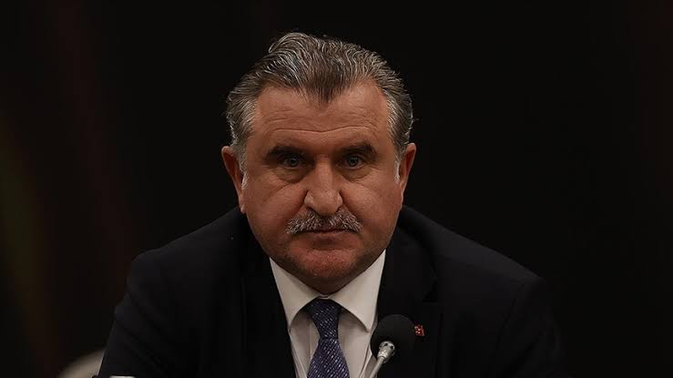 Spor uzmanı adayları atama bekliyor. Artık müjdeyi verseniz bakanım. Bu kadar beklettiğiniz yetmedi mi?🇹🇷
<a href="/OA_BAK/">Dr. Osman Aşkın Bak</a> 
<a href="/SafaKocoglu/">Doç. Dr. Safa KOÇOĞLU GÜRSOY</a> 
<a href="/eminogluenes/">Dr. Enes Eminoğlu</a> 

#gsbye5binsporuzmanı
