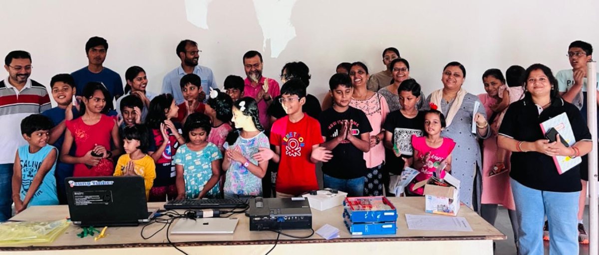 YoungTinkerClub's tweet photo. 🚀✨ Exploring the Skies at Vipul Gardens! 🌟🌌
Our recent rocketry workshop was an absolute blast! 🚀 Students dived into the basics of rocket building and launching, and their parents were right there with them, sharing in the excitement and learning.
#RocketWorkshop #STEM https://t.co/ho3QTVLOm6