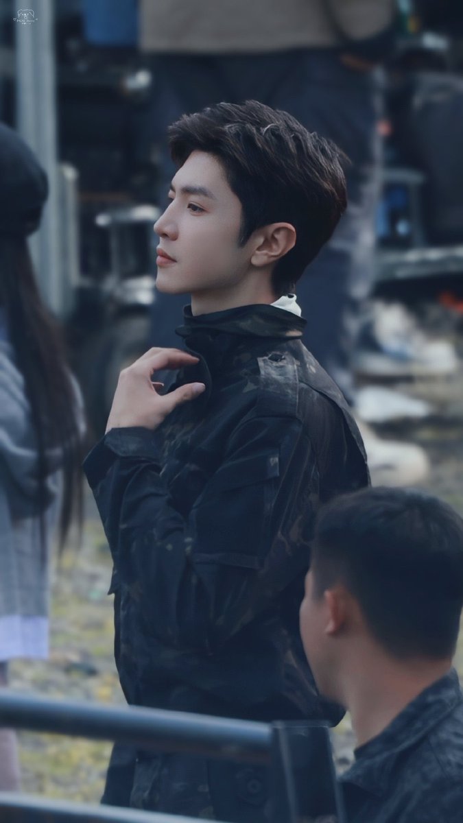 czy1029scorpio's tweet photo. Visual attack 💣 

#ChenZheyuan #LiZan #WhiteOliveTree https://t.co/AbthoaZYLx