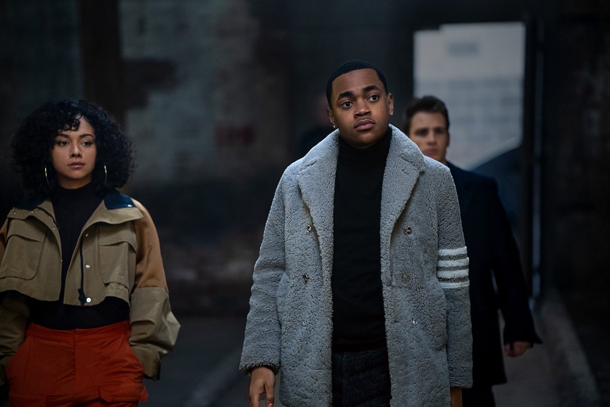 desola__xn's tweet photo. Top 10 best ever Crime and Gangster TV series and their ratings!🍿

A THREAD! 🧵 https://t.co/uBdQc8Psi3