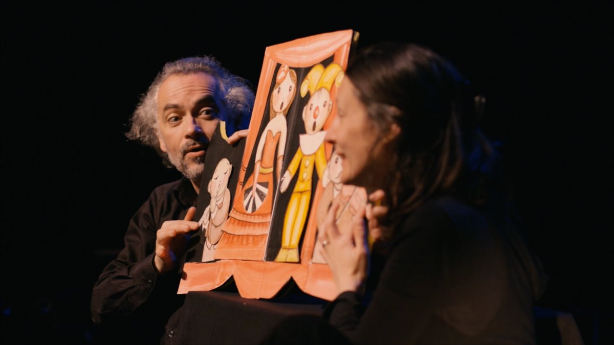 🦢🗡 À la Fondation <a href="/royaumont/">Royaumont</a> pour deux jours de [Pop-up-Opéra], l'opéra (vraiment) pour tous, dès 2 ans ! Avec Melanie Flahaut &amp; Arnaud Marzorati sur des Pop-up de Damien Schoëvaërt-Brossault