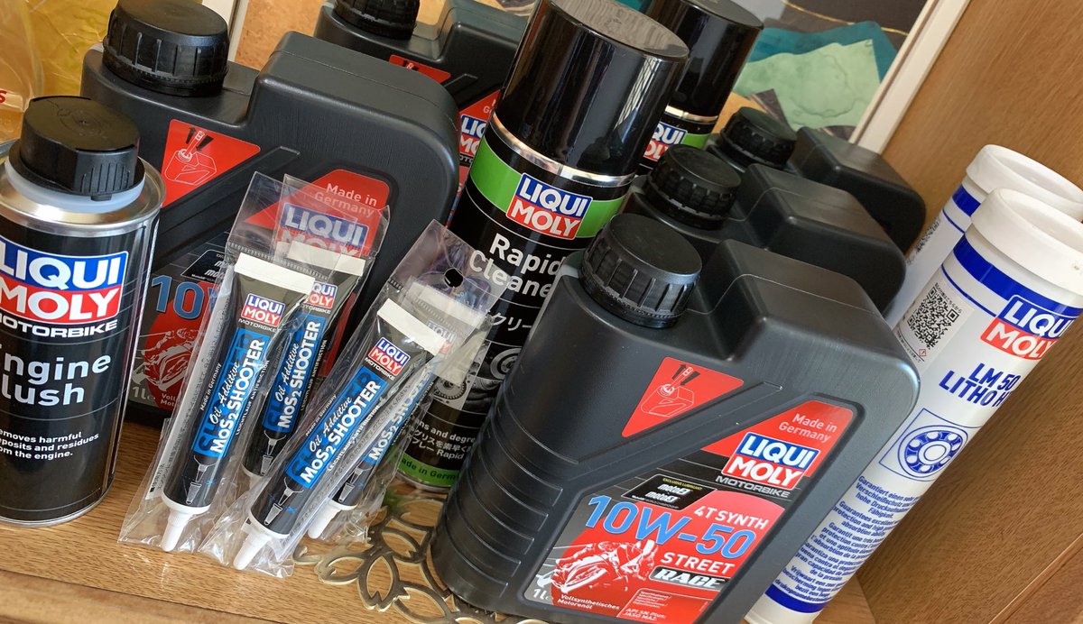 皆様お久しぶりです！
きのうは間瀬サーキットの新潟チャリティーミーティング行ってきました。

楽しかったぁああぁぁぁぁあ！！！

ジャンケン大会で勝ち残り💪
チャリティー抽選で当選🎊
オイル、添加剤、パーツクリーナー、グリス、フラッシング剤を大量ゲットしましたぁ🤩✨✨