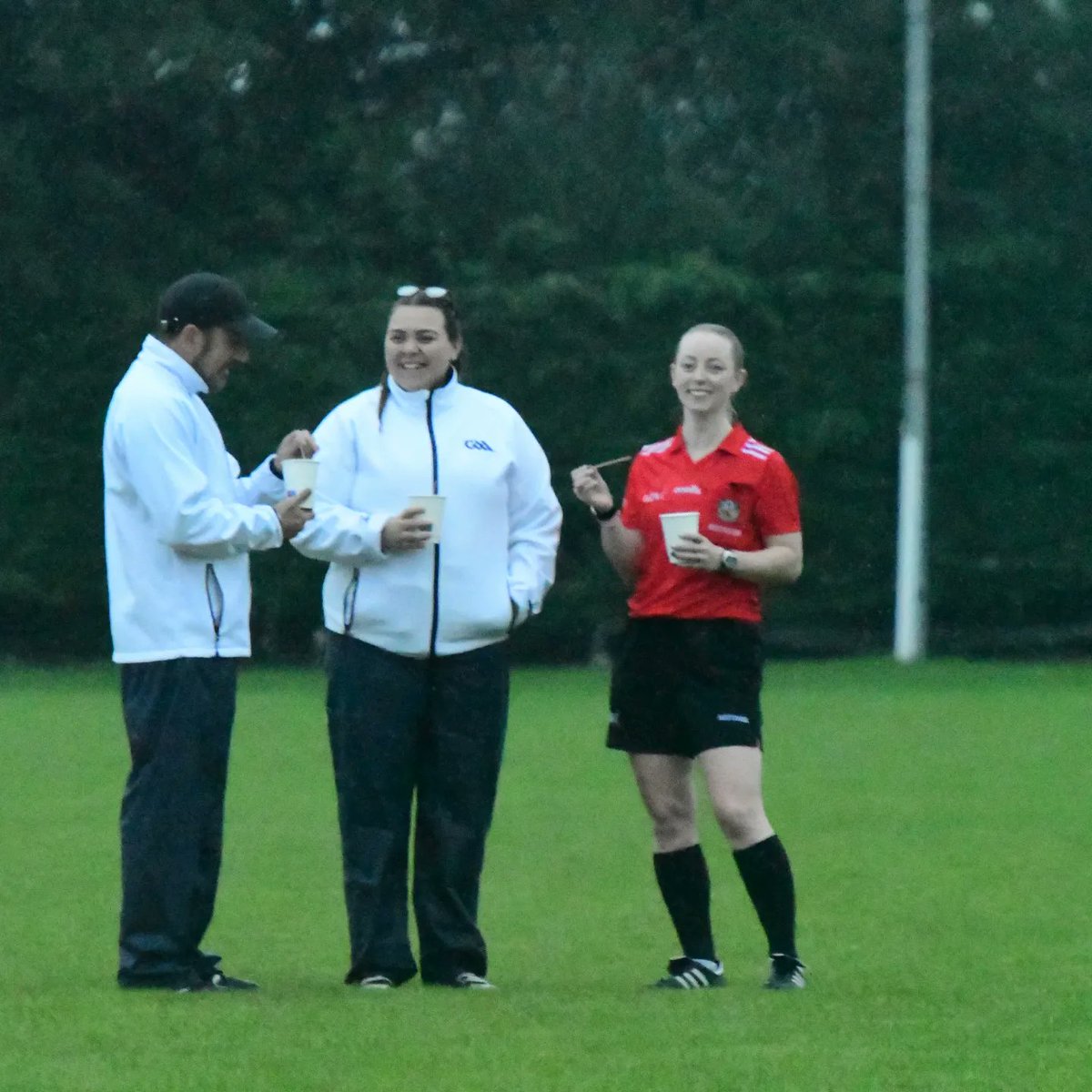Mandyj1987's tweet photo. Some weekend....even managing time to get the tea in at half time! ✌️☔️

@LadiesFootball @AntrimLGFA 
#shesaref https://t.co/nrFrpxKRoj